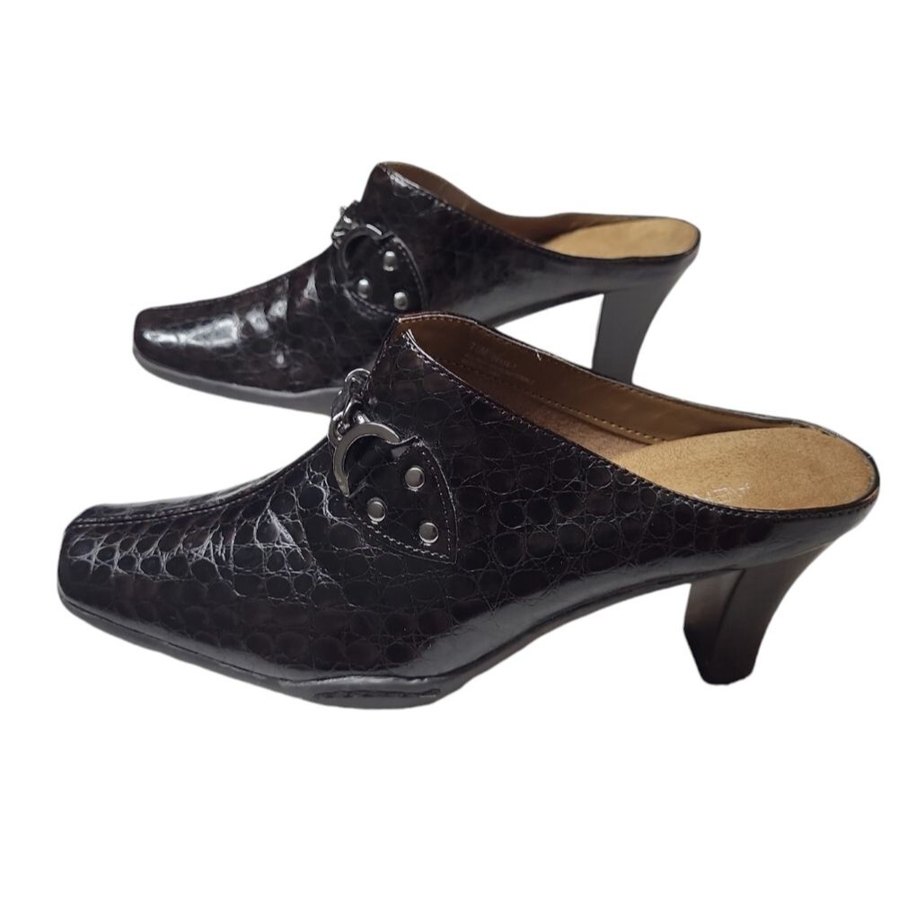 EUC Aerosoles Brown Moc Croc Patent MULES High Heels Chain Front SZ 7.5 M
